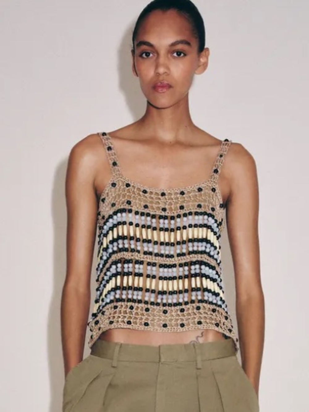NWT Zara Woman Bloggers Fav Rare Crochet BEADED KNIT TOP Size XS - S